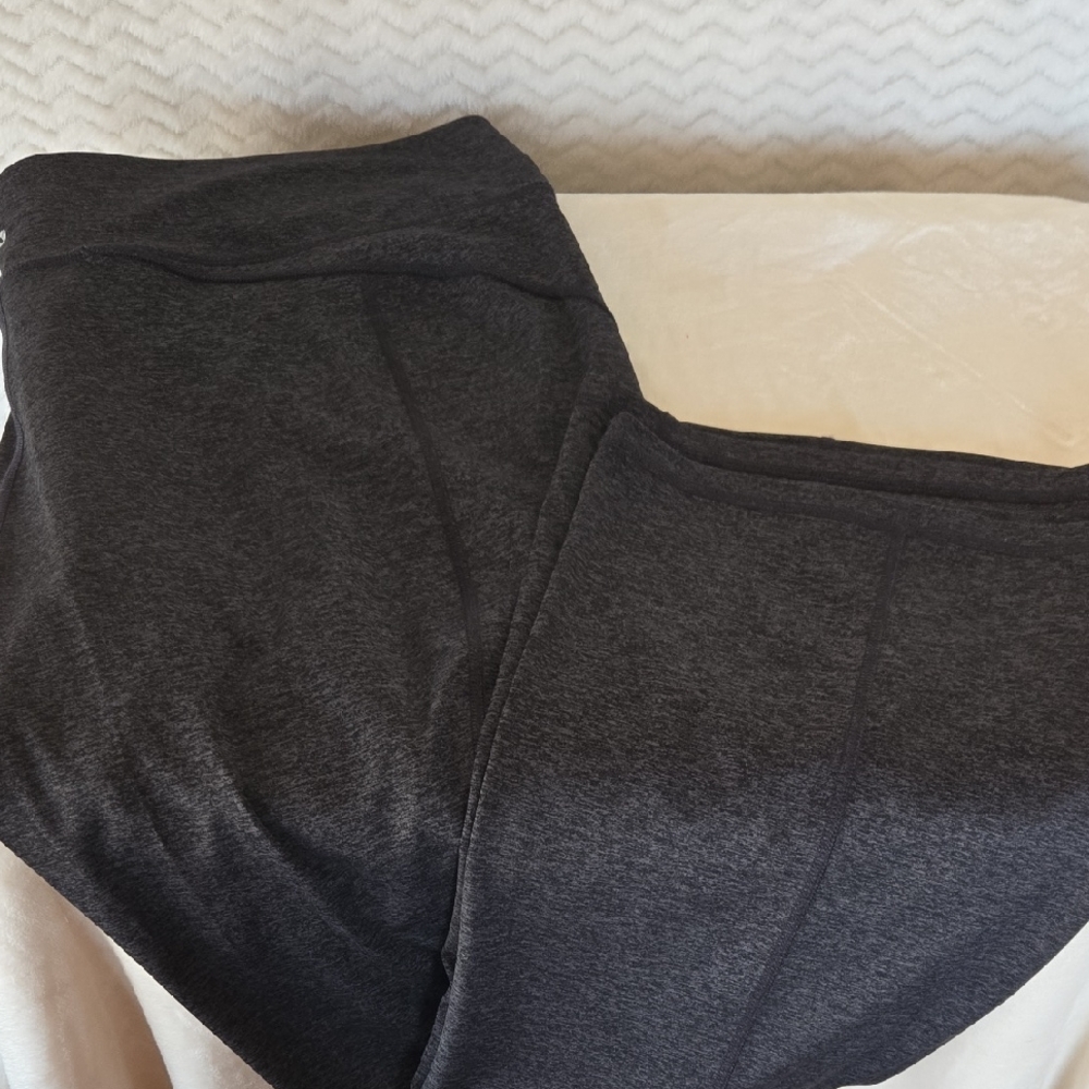 Xersion Plus Size Charcoal Gray Slim Fit Yoga Pants.